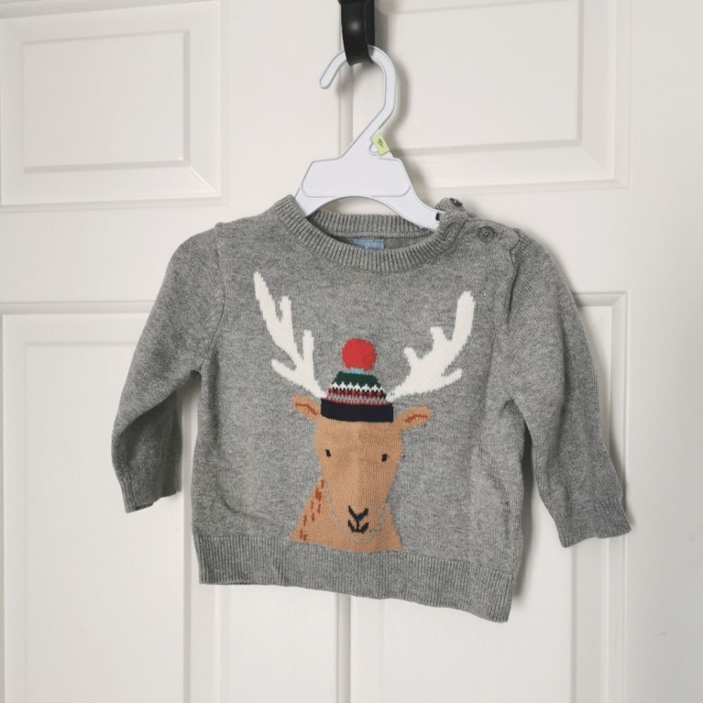 2/$20 Gap knit sweater size 6-12 m